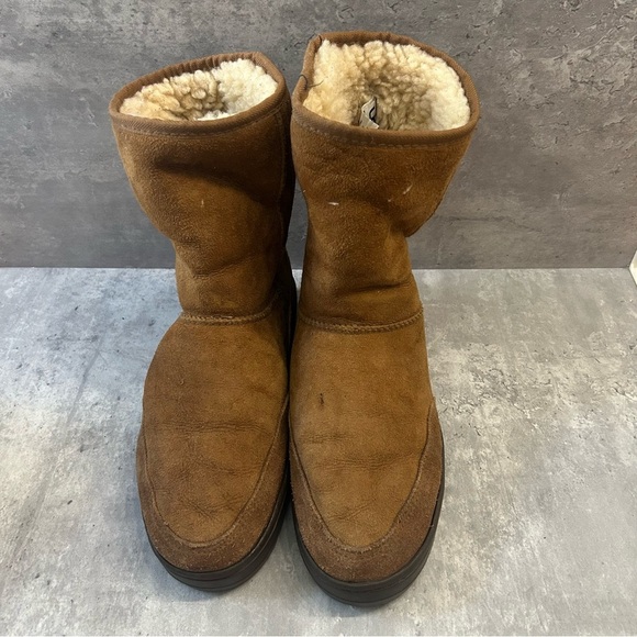 Ugg Ultra Short Sherpa Lined Boots Womens sz 8 - Picture 2 of 7